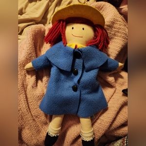 Vintage 1994 Madeline Plush doll